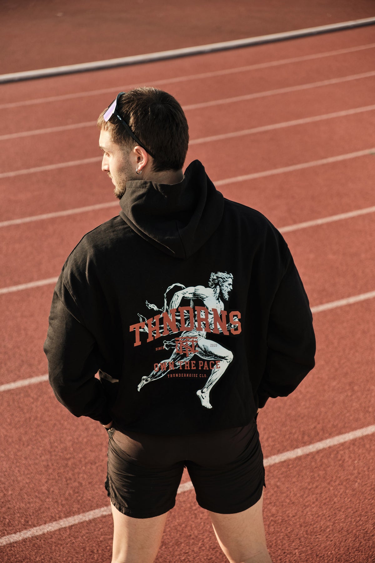 Legacy Runner Hoodie — Ansicht 6