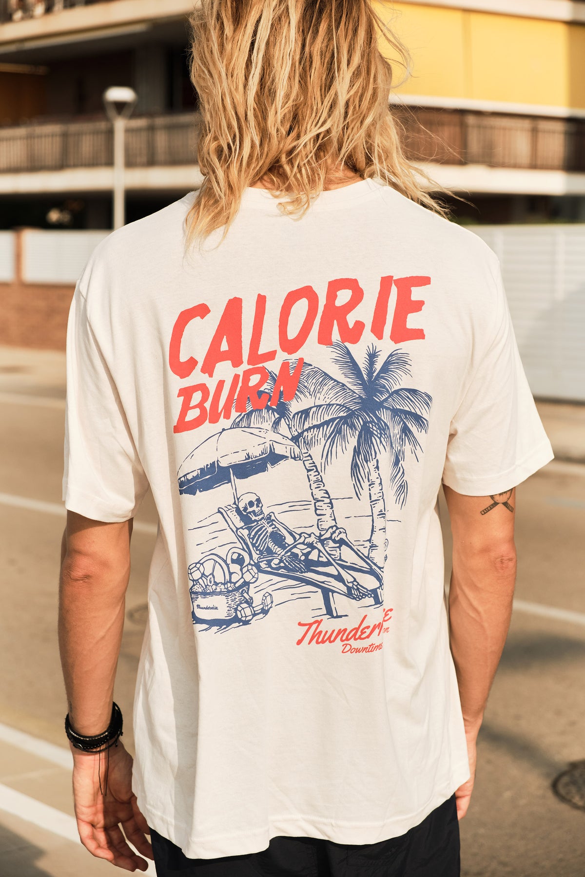 Calorie Burn - Relaxed T-Shirt - Off White — Vista 2