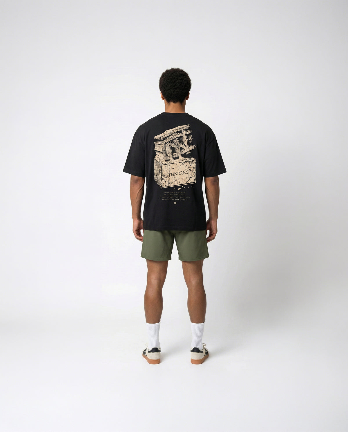 Virtus Relaxed T-Shirt - Black — Vue 5
