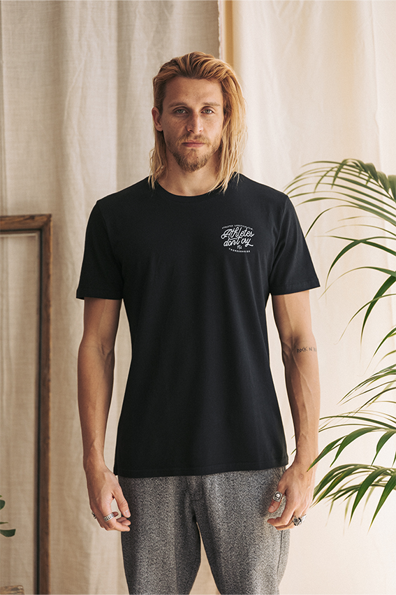 Athletes Don't Cry T-shirt - Black