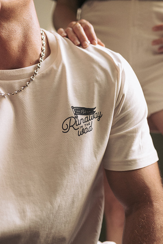 Runaway In The Wod T-shirt - Vintage White