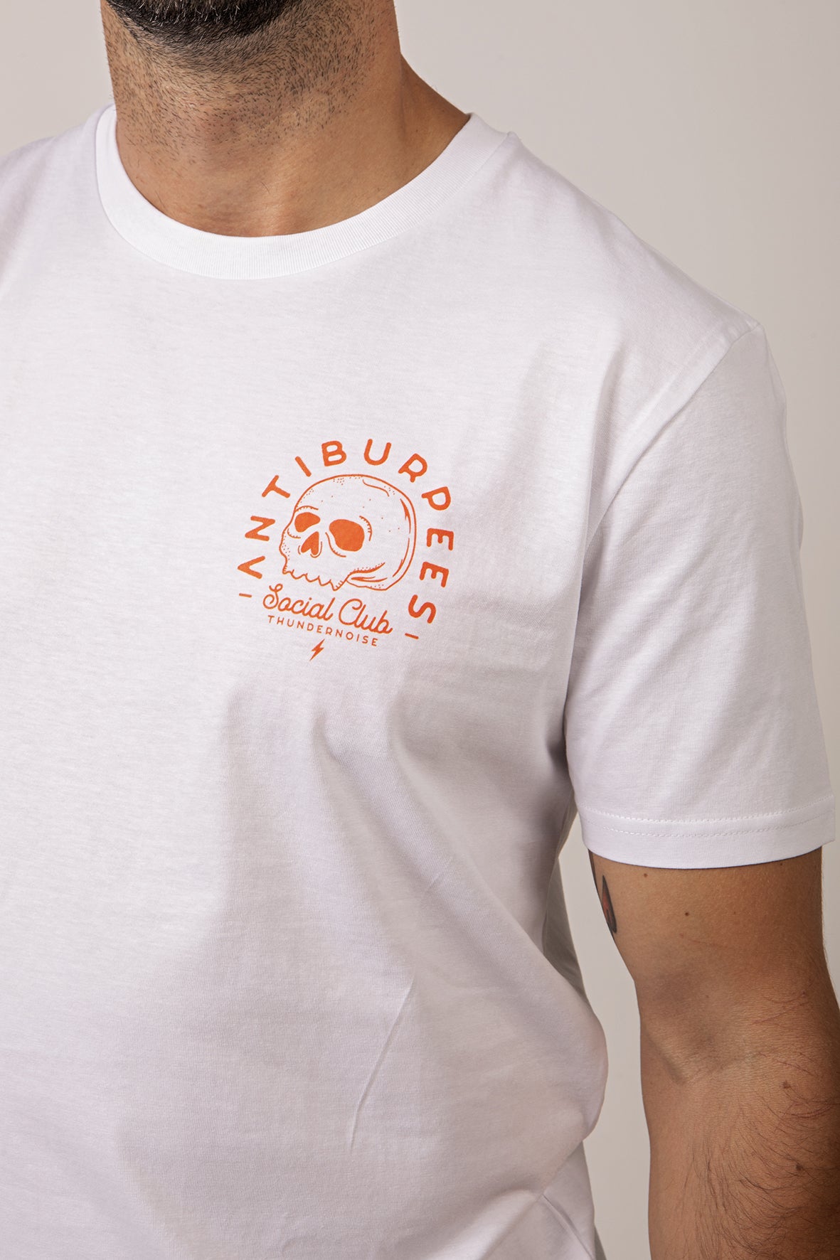 Antiburpees Social Club (Orange) - T-Shirt - White — Ansicht 2