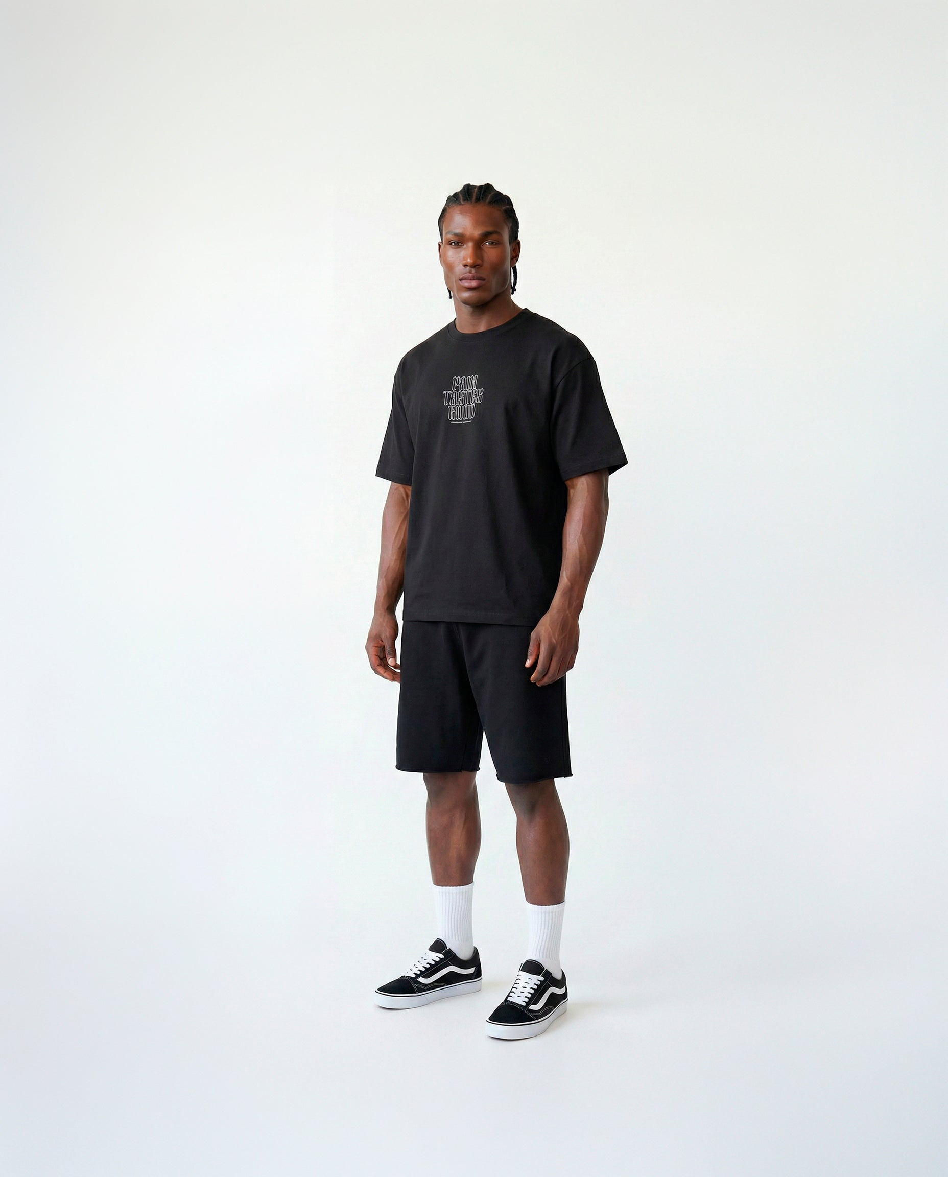 Pain Tastes Good Oversize T-shirt Black - Model 3/4