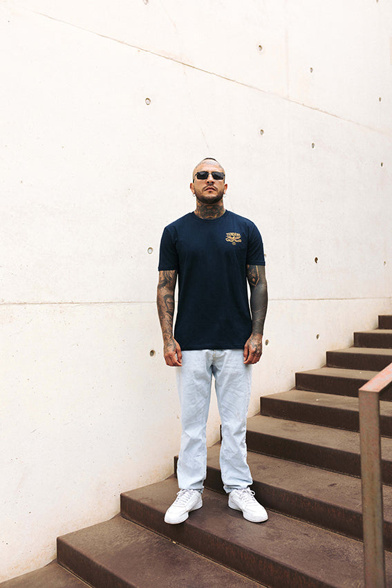 Easy Day T-shirt - Navy — Vista 5
