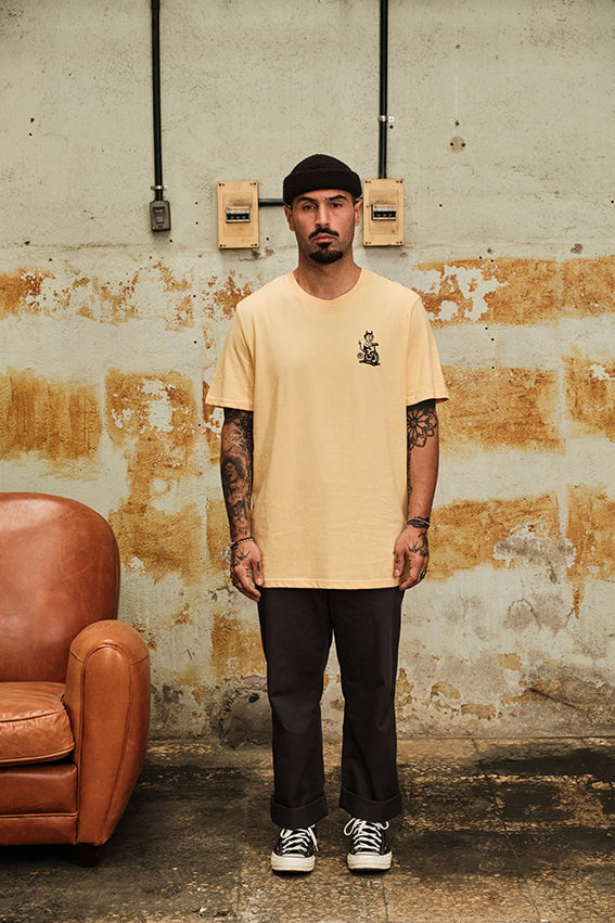 Born to Ride - T-Shirt - Loquat — Vista 7
