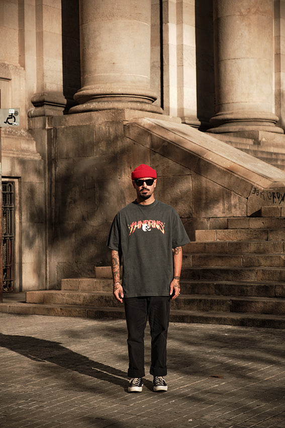 Ass to Grass Oversize T-shirt — Vista 6

