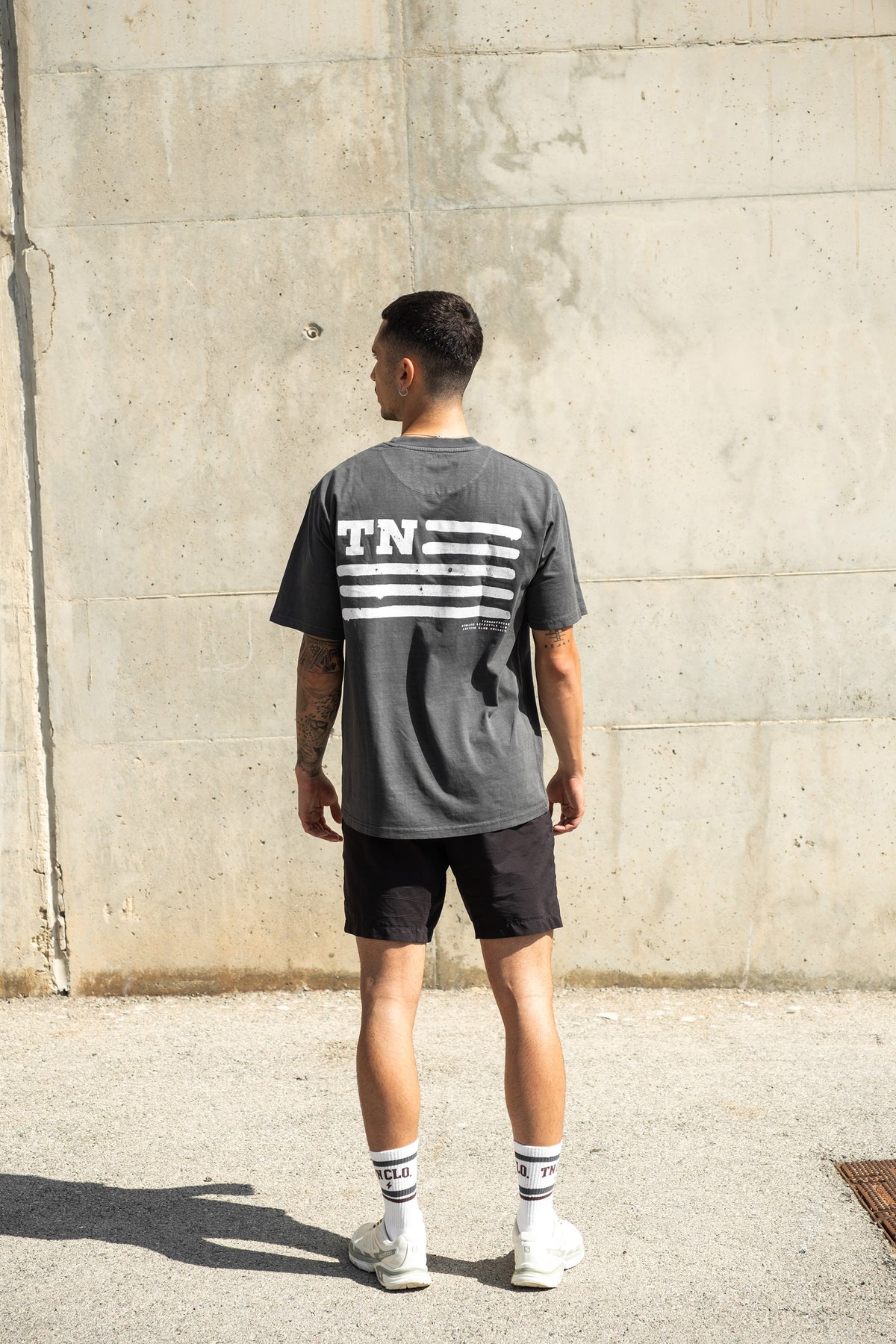 TN Spray Flag - Oversize T-Shirt - Washed Dark Grey — Ansicht 4
