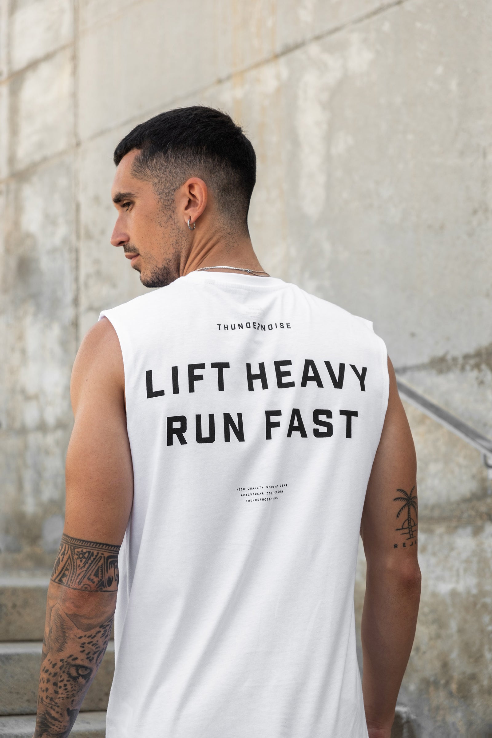 Lift Heavy Run Fast - Tank Top — Vista 2
