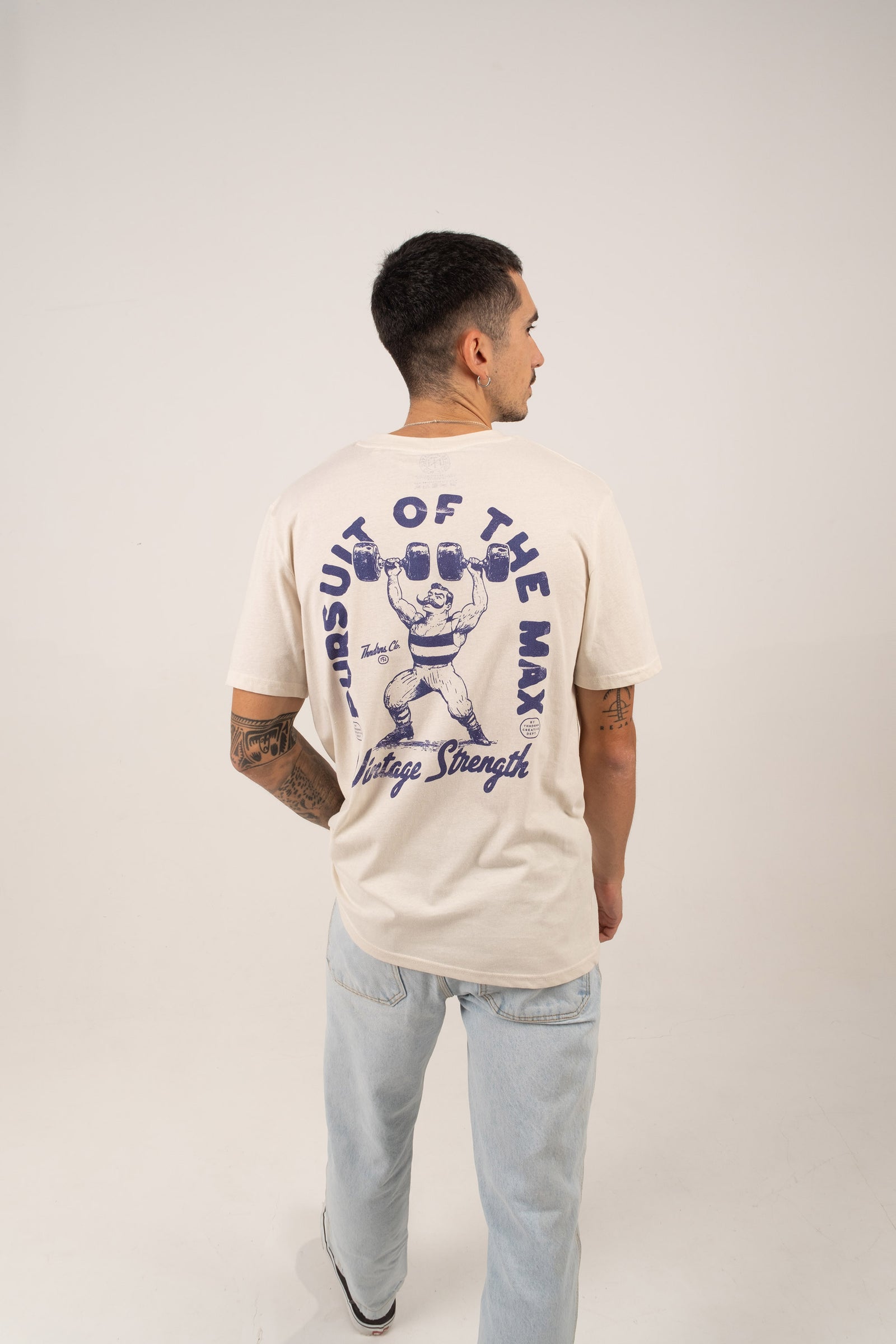 Vintage Strength T-Shirt — Vue 7
