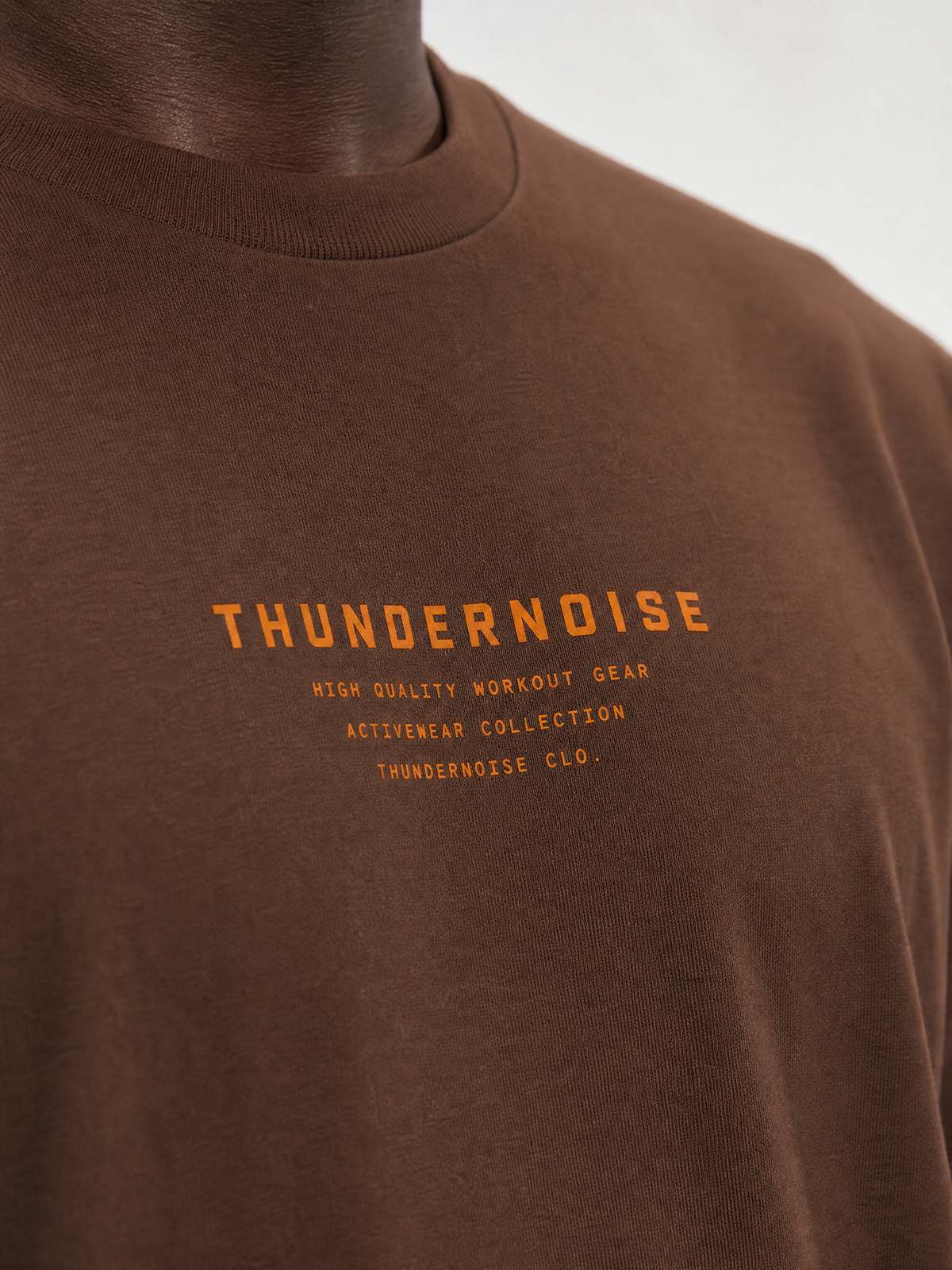 Count Reps Regular T-shirt Dark Brown - Detail Front — Vista 6
