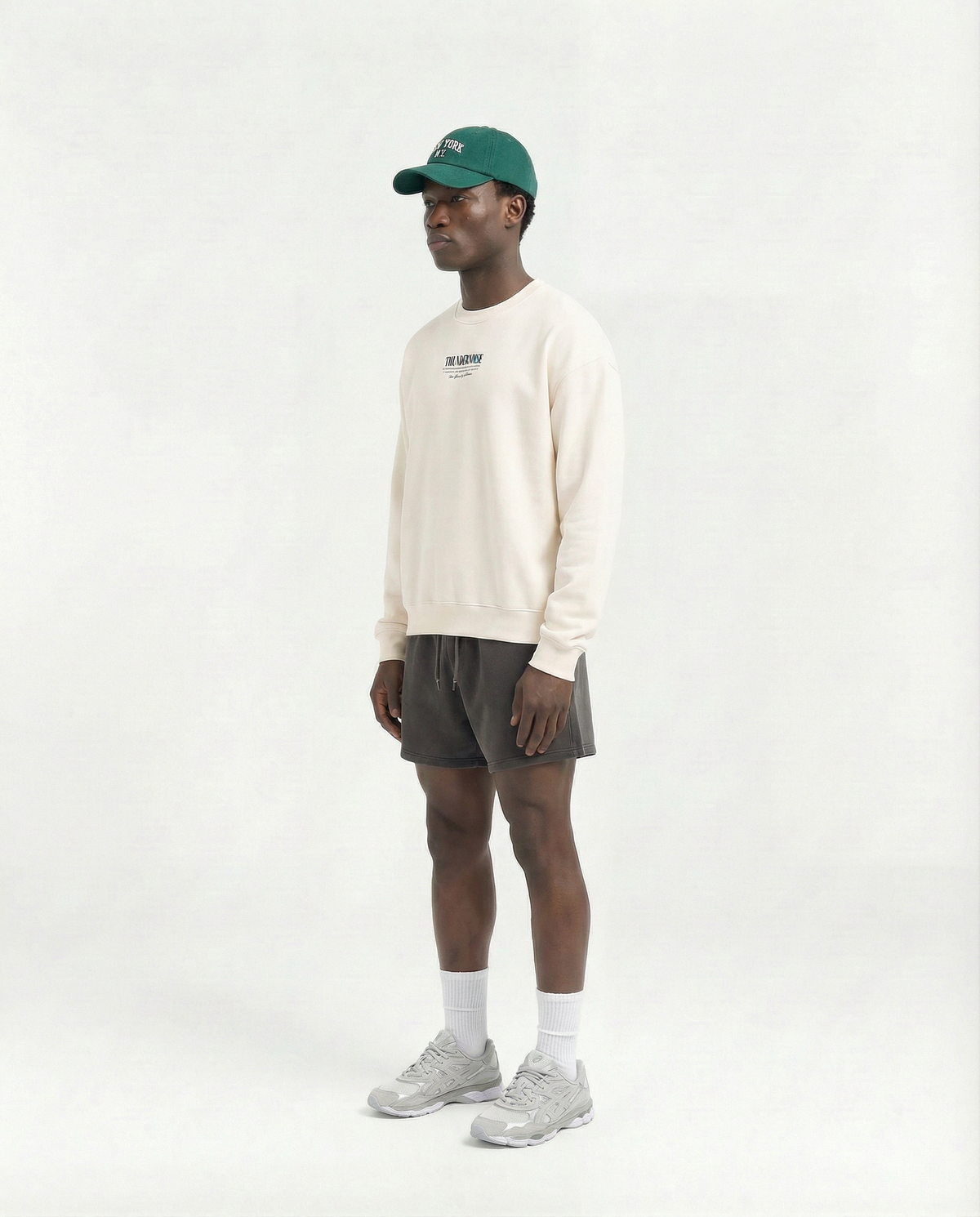 Old School Grit Oversize Crewneck - Off White — Vista 2
