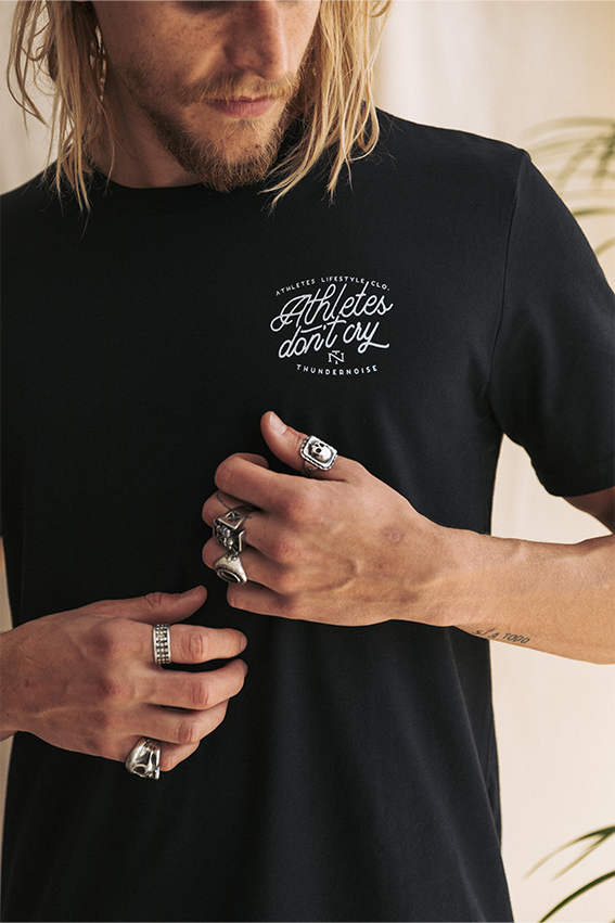 Athletes Don't Cry - T-Shirt - Black — Vista 2
